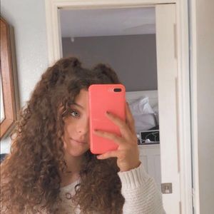 Meet your Posher, Ava